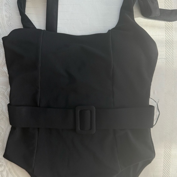 Beach Riot size L Sydney Black Belted Swimsuit with Bow Straps - Picture 4 of 8